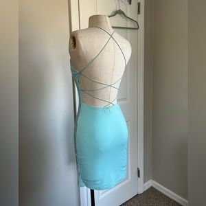 Mini dress open back XS